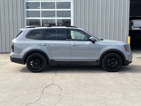 Used 2023 Kia Telluride SX X-Line AWD/4WD image 2