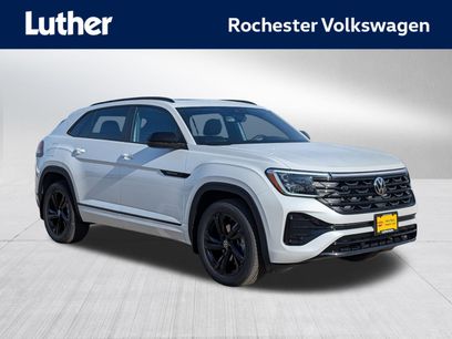 New 2026 Volkswagen Atlas Cross Sport SEL R-Line