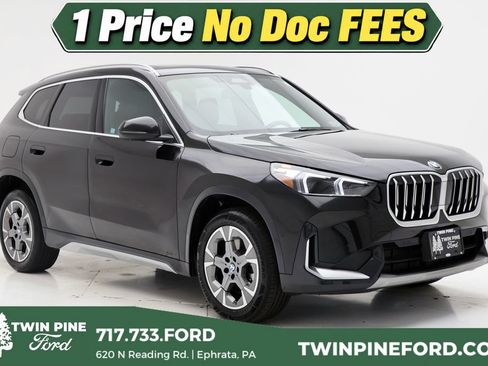Used 2025 BMW X1 xDrive28i AWD/4WD image 1