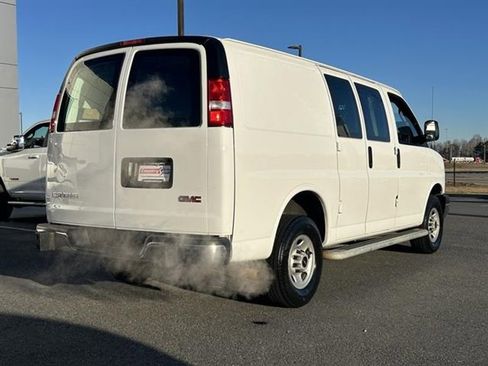 Used 2024 GMC Savana 2500 w/ Driver Convenience Package image 5