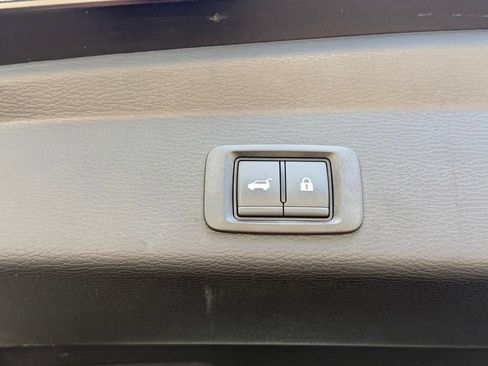 Used 2025 Mitsubishi Outlander SE FWD image 33