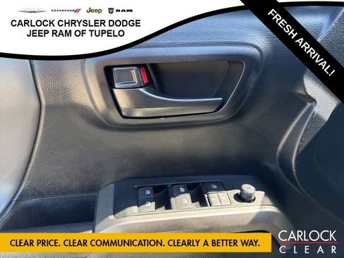 Used 2021 Toyota Tacoma SR5 image 11