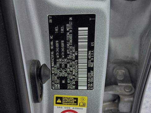 Used 2017 Toyota Highlander XLE image 34