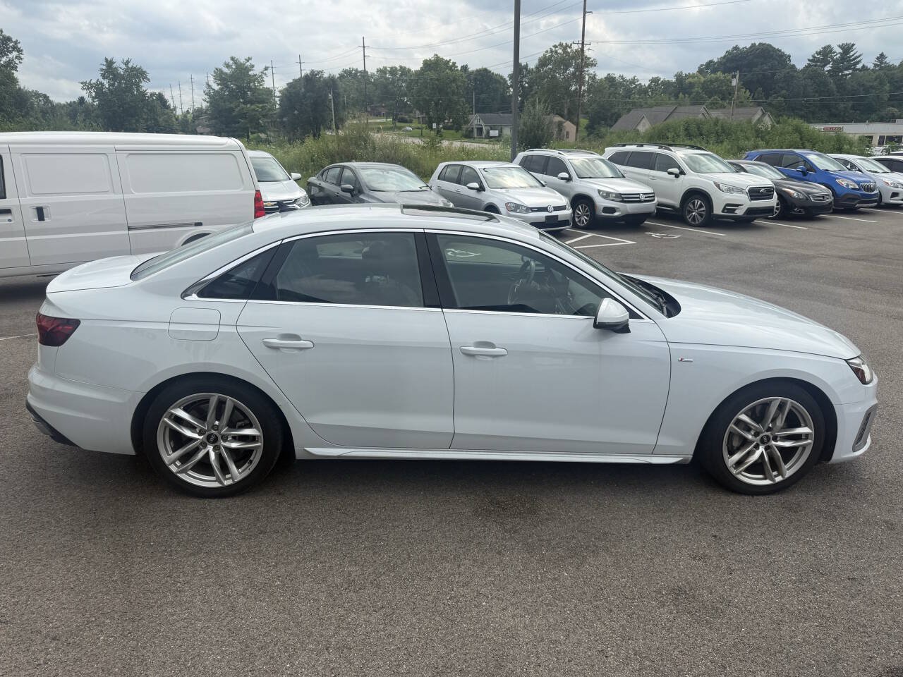 Used 2022 Audi A4 2.0T Premium Plus AWD/4WD image 6