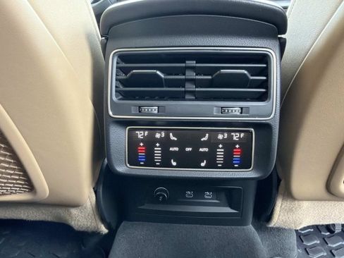 Used 2021 Audi Q8 Prestige w/ Prestige Package AWD/4WD image 23