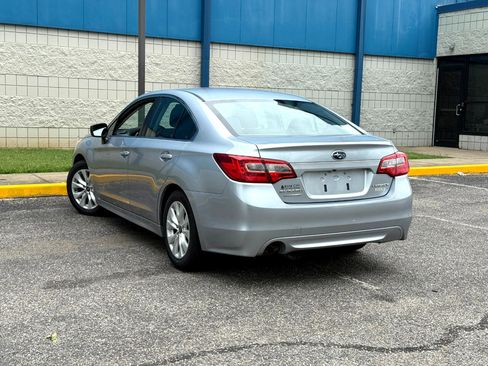 Used 2017 Subaru Legacy 2.5i w/ Alloy Wheel Package image 7