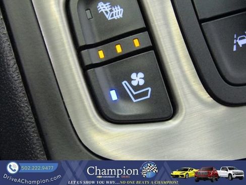 Used 2020 GMC Terrain Denali w/ GMC Pro Grade Package AWD/4WD image 11