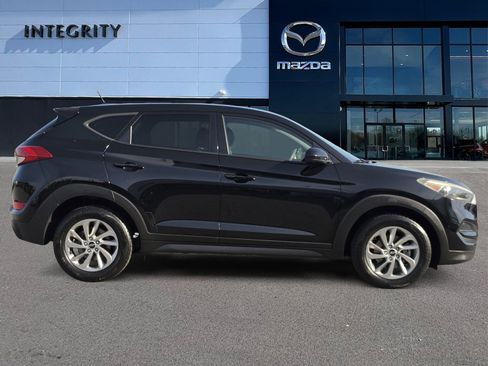 Used 2017 Hyundai Tucson SE FWD image 3