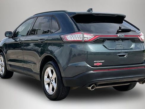 Used 2015 Ford Edge SE FWD image 4