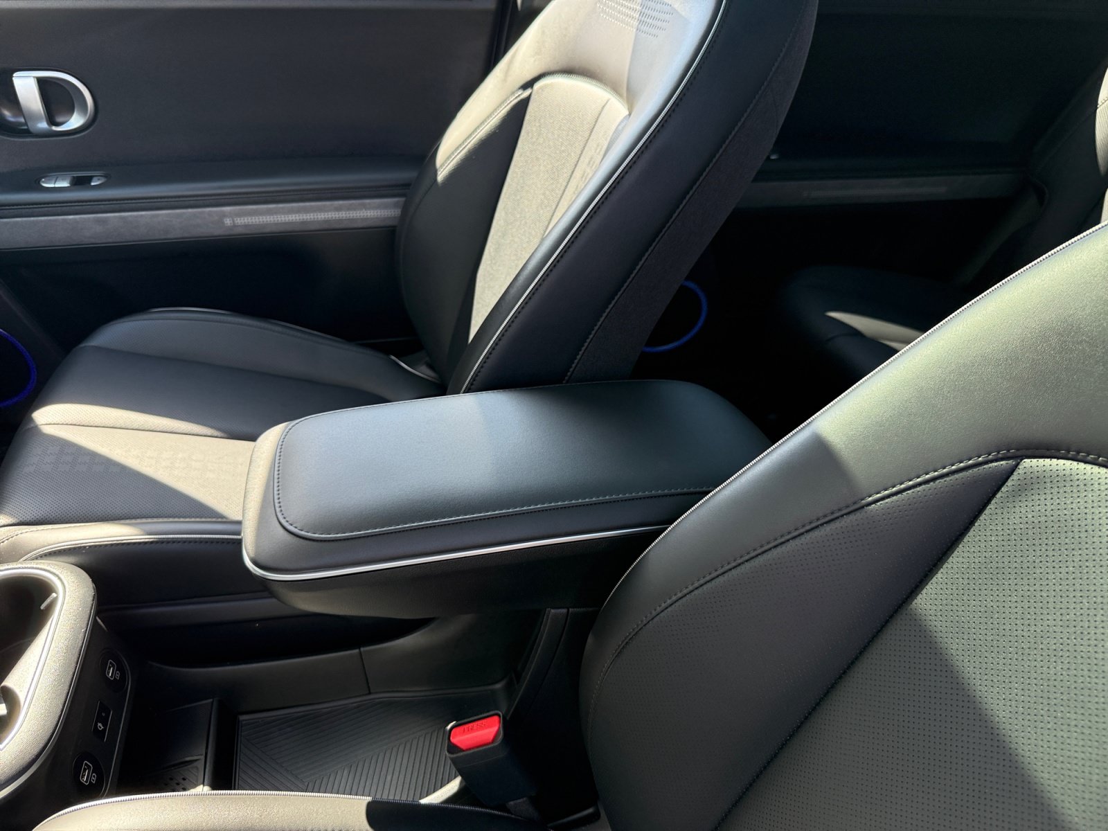 Certified 2024 Hyundai Ioniq 5 Limited RWD image 14