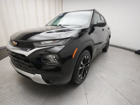 Used 2023 Chevrolet TrailBlazer LT FWD image 12