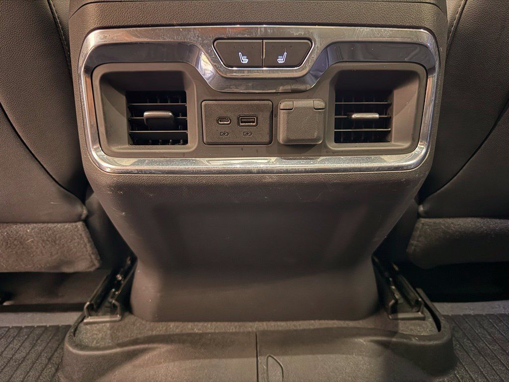 Used 2021 GMC Sierra 1500 AT4 w/ AT4 Premium Package AWD/4WD image 37