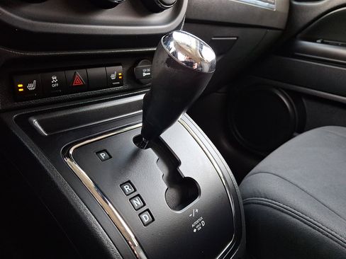 Used 2014 Jeep Patriot Latitude image 17