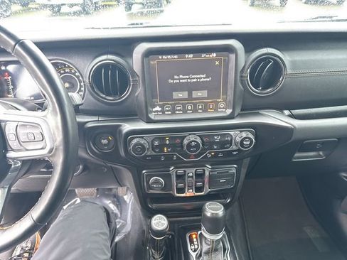 Used 2022 Jeep Gladiator Overland image 22