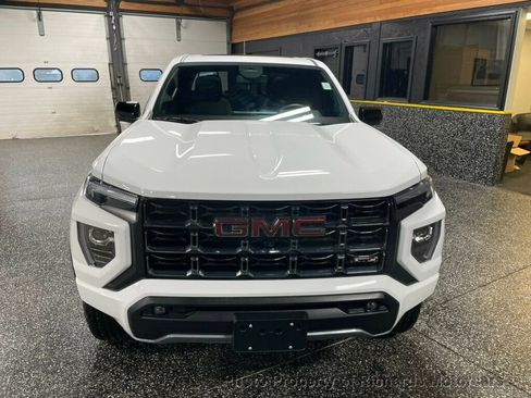 Used 2025 GMC Canyon AT4 w/ Technology Plus Package AWD/4WD image 3
