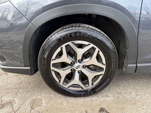 Used 2023 Subaru Forester Premium image 10