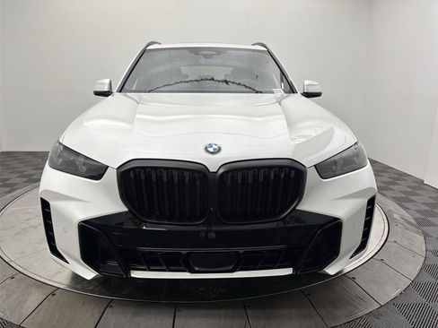 New 2026 BMW X5 xDrive40i w/ Executive Package AWD/4WD image 14