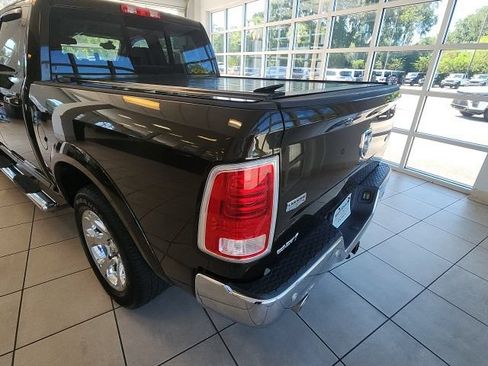 Used 2014 RAM 1500 Laramie w/ Convenience Group AWD/4WD image 10