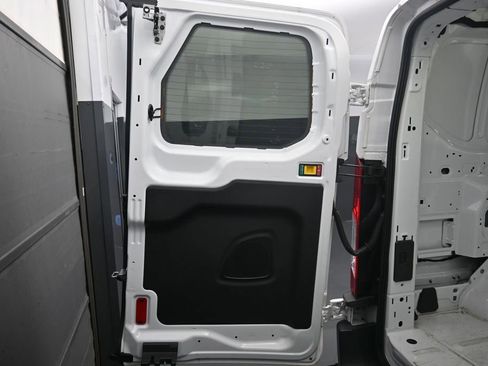Used 2018 Ford Transit 150 130 Low Roof RWD image 26