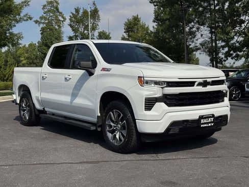 Used 2025 Chevrolet Silverado 1500 RST w/ Z71 Off-Road Package AWD/4WD image 2