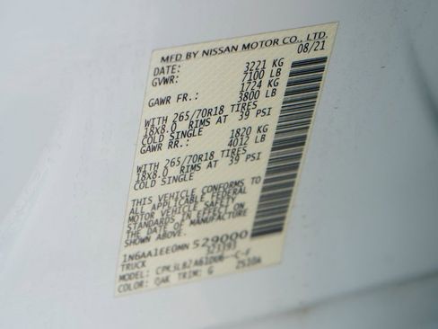 Used 2021 Nissan Titan SV image 44