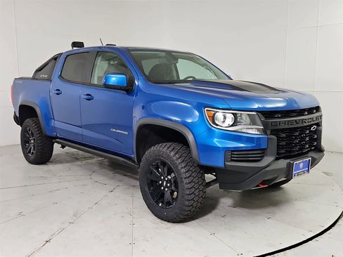 Used 2021 Chevrolet Colorado ZR2 w/ ZR2 Dusk Special Edition image 8