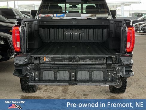 Used 2022 GMC Sierra 2500 AT4 w/ AT4 Preferred Package AWD/4WD image 5