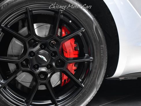 Used 2022 Aston Martin DBX image 50