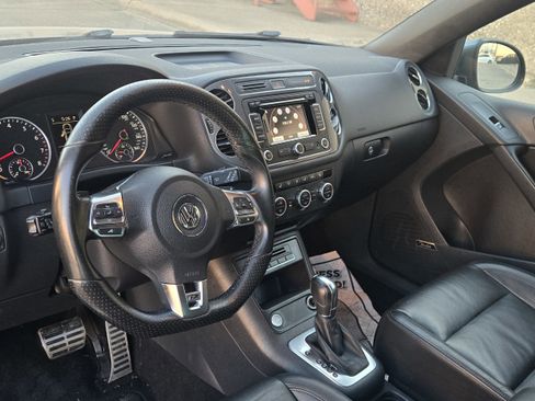 Used 2014 Volkswagen Tiguan R-Line image 16
