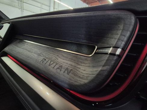 Used 2023 Rivian R1T Adventure image 29