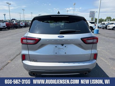 Used 2024 Ford Escape ST-Line w/ Tech Pack #1 AWD/4WD image 4