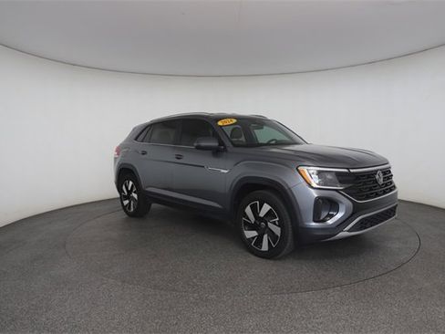 Used 2024 Volkswagen Atlas Cross Sport SE image 27