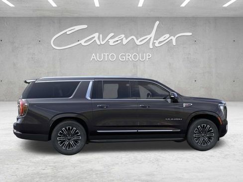 New 2026 GMC Yukon XL Elevation w/ Elevation Premium Package RWD image 5