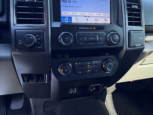 Used 2019 Ford F150 XLT w/ Equipment Group 302A Luxury image 32