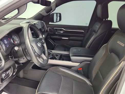 Used 2024 RAM 1500 Laramie AWD/4WD image 21