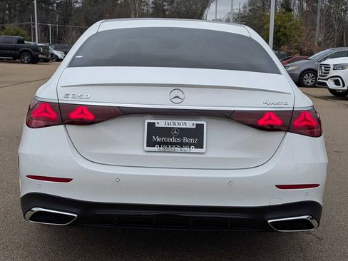 Used 2024 Mercedes-Benz E 350 4MATIC Sedan image 6