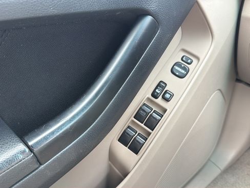 Used 2006 Toyota 4Runner SR5 RWD image 26