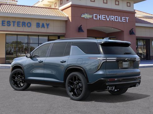 New 2026 Chevrolet Traverse RS w/ LPO, Floor Liner Package FWD image 3