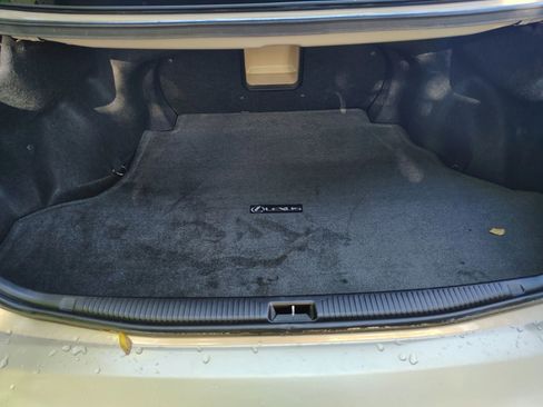 Used 2005 Lexus ES 330 FWD image 16