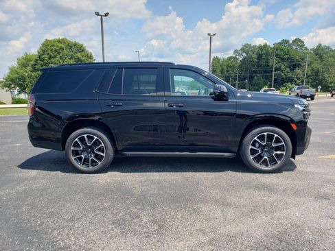 Used 2023 Chevrolet Tahoe RST w/ Luxury Package RWD image 5
