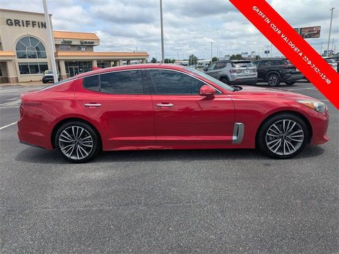 Used 2019 Kia Stinger Base image 3