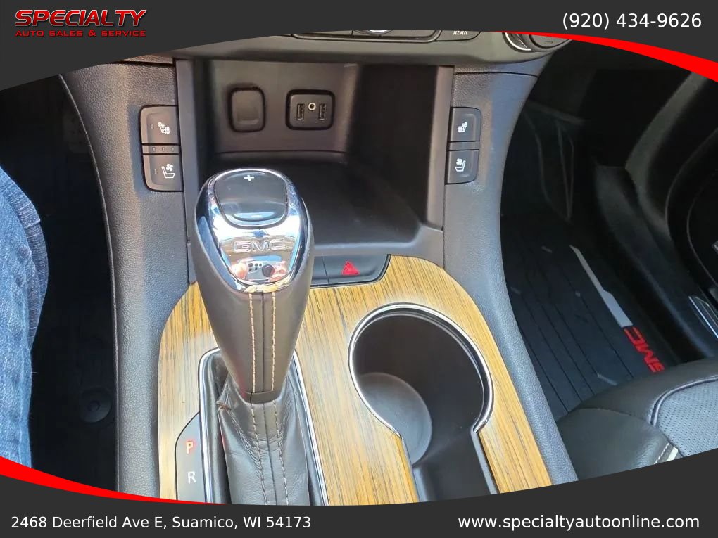 Used 2017 GMC Acadia Denali w/ Technology Package AWD/4WD image 16