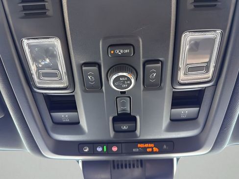 Used 2025 GMC Yukon Denali Ultimate w/ LPO, Floor Liner Package image 45