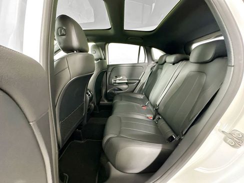 Certified 2025 Mercedes-Benz GLA 250 image 22