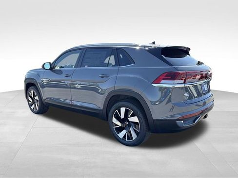 New 2026 Volkswagen Atlas Cross Sport SE FWD image 3