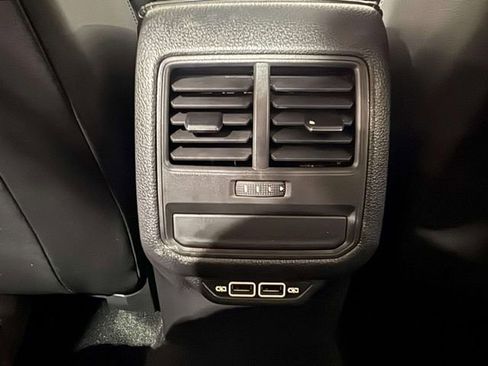 Used 2020 Volkswagen Passat 2.0T SE image 19