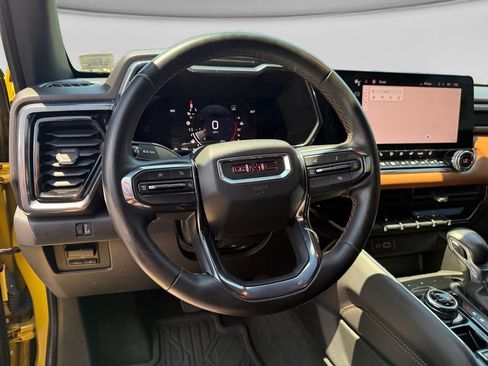 Used 2023 GMC Canyon AT4 AWD/4WD image 13