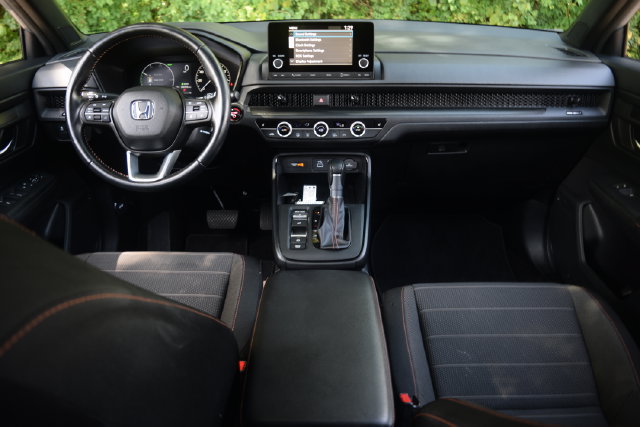 Used 2025 Honda CR-V Sport image 8