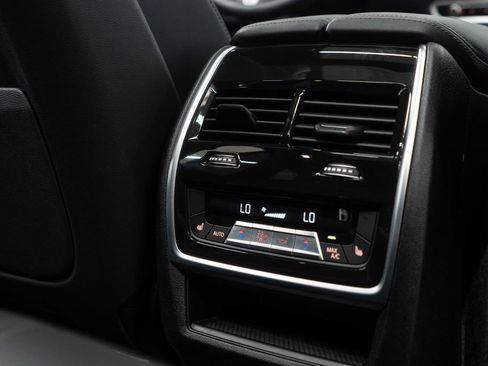 Used 2025 BMW X5 xDrive40i image 14