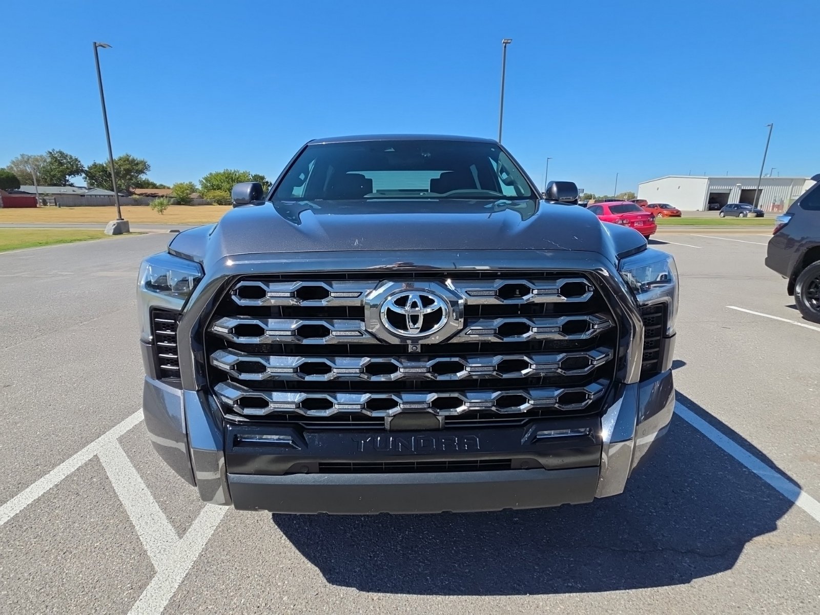 Used 2024 Toyota Tundra Platinum AWD/4WD image 2
